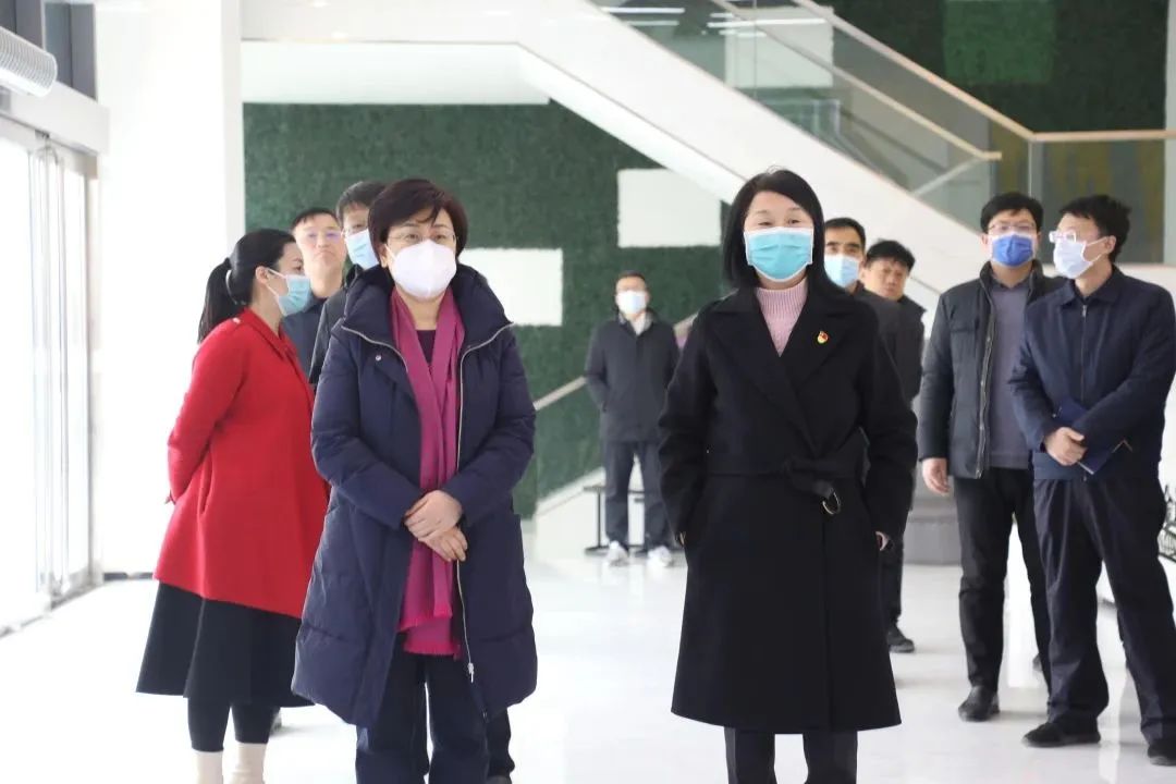 河南省科技廳黨組書(shū)記、廳長(zhǎng)陳向平銀金達(dá)調(diào)研